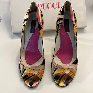 Pucci 38 open toe heels